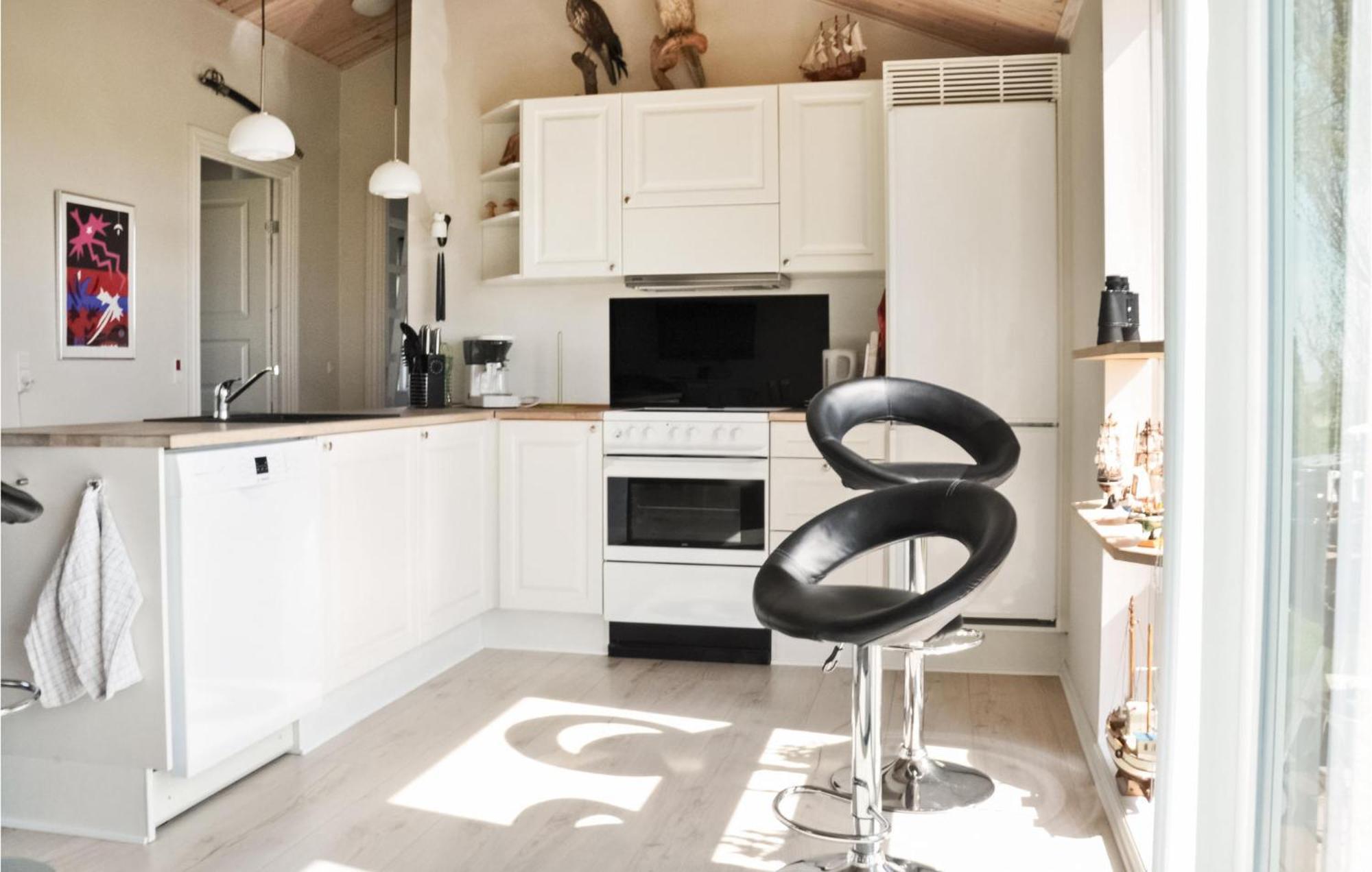 Cozy Home In Otterup With Kitchen ภายนอก รูปภาพ